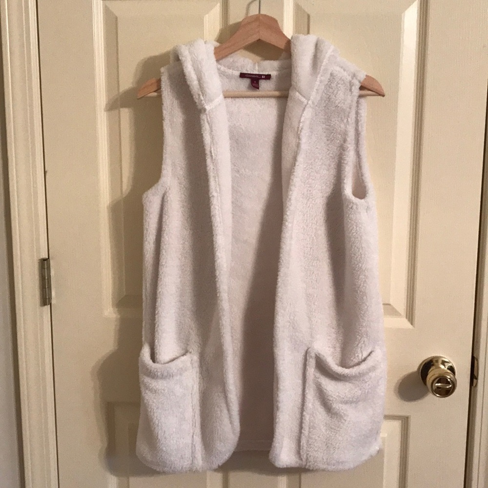 Hooded Fleece Vest